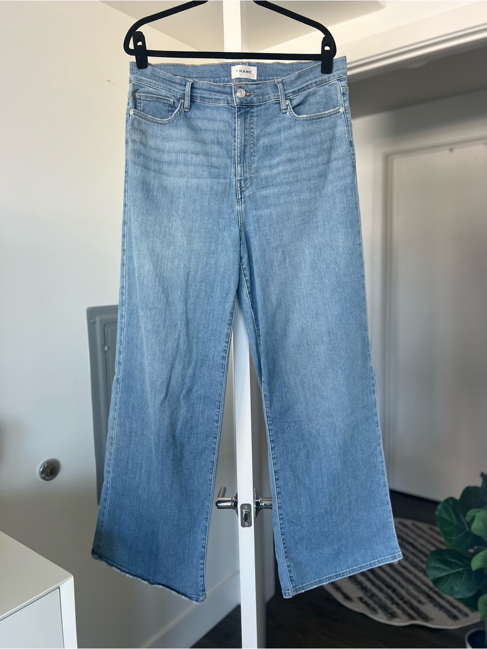 Frame Le Slim Palazzo High Waist Wide Leg Jeans Shade Integrity Size 32 - Picture 2 of 11